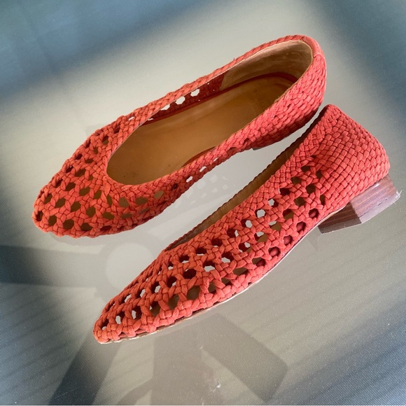 SÉZANE—‘Low Laura’ court shoes. Size 39. Beautiful Rustic Red, braided suede 🌺 - Picture 15 of 16